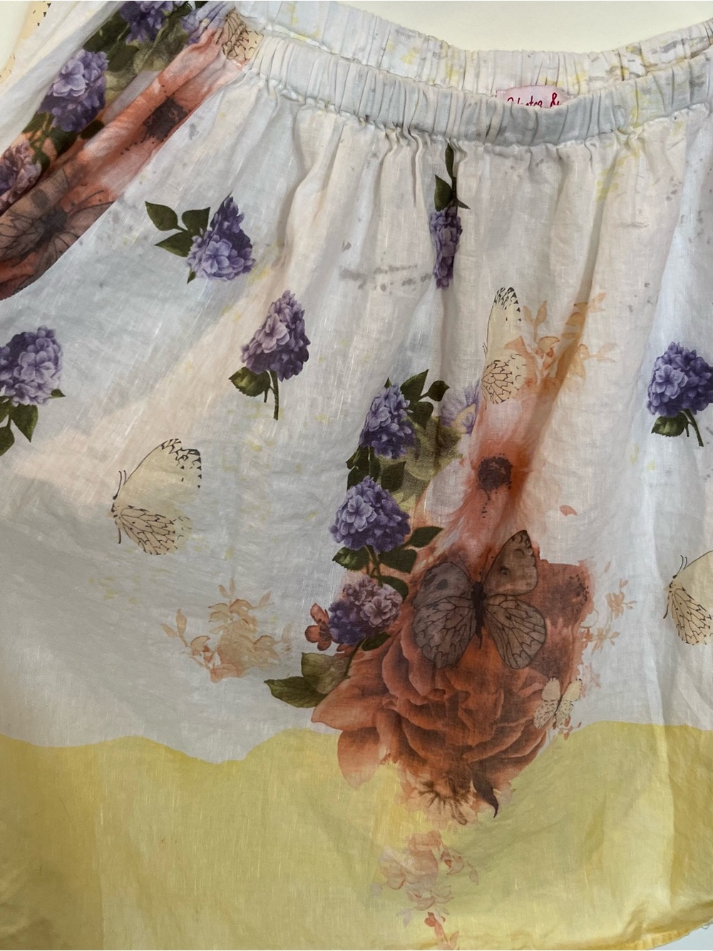 HESTER & ORCHARD LINEN BLEND Top Bishop Sleeve Butterfly Watercolor Large Ruffle - Picture 5 of 6